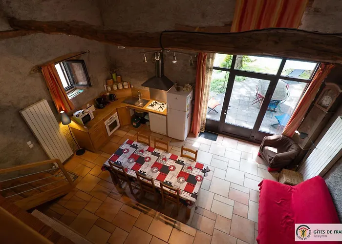 بيت للعطل Le De Izaire Saint-Izaire