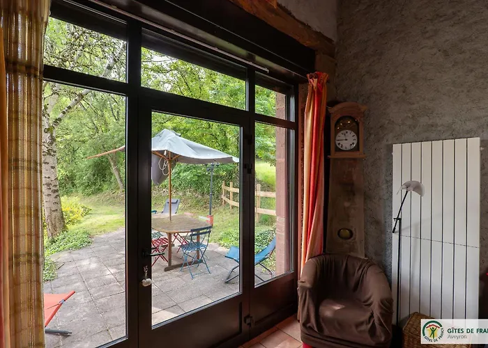 Le De Izaire بيت للعطل