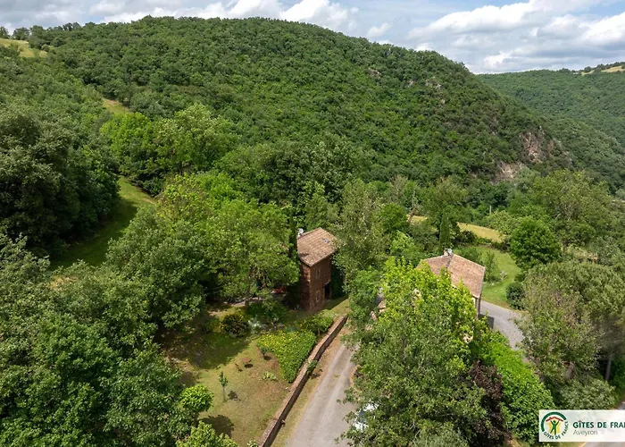 بيت للعطل Le De Izaire Saint-Izaire